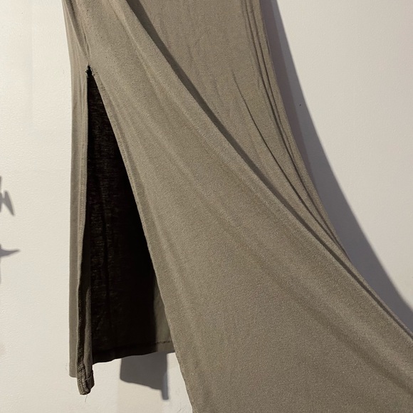 Dynamite Taupe Top - Picture 3 of 3